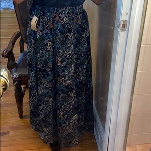 NWT Boho paisley floral maxi skirt